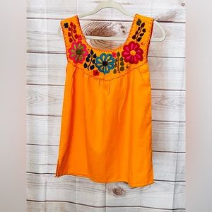 💰SOLD!💰 Mexican blouse - hand embroidered NWOT- made in Oaxaca. Sz Small